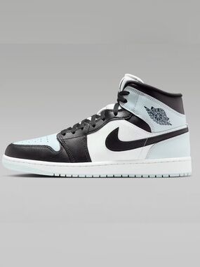 Men’s Air Jordan 1 Mid black white grey size 8.5
